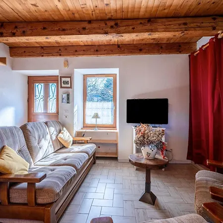 Holiday home Sambuy Et Belle-etoile Seythenex